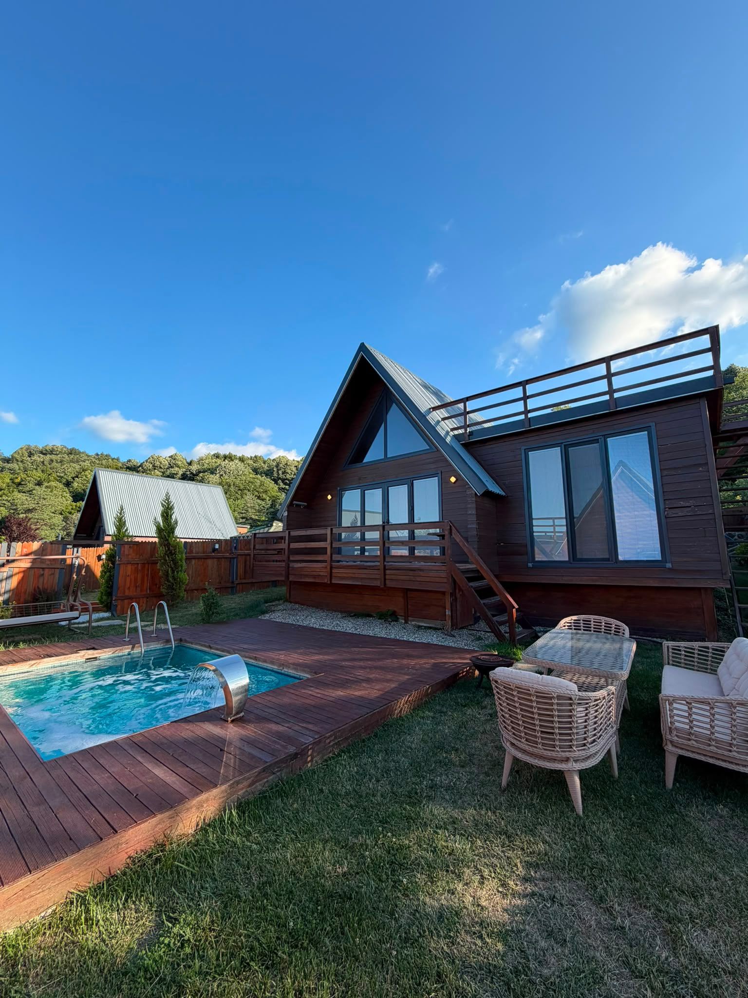 Sapanca Premium Bungalov — Isıtmalı Havuz ve Jakuzi